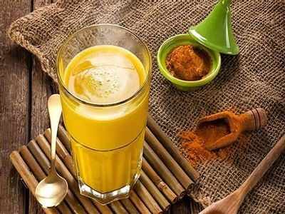 हळदीच्या दुधाचे फायदे आणि नुकसान | Turmeric Milk Benefits in Marathi